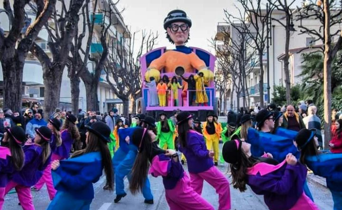 Carnival, Abruzzo and Lazio in costume