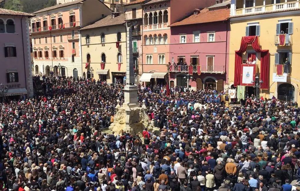 Dalla Passione alla Rinascita in un viaggio
