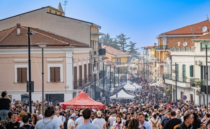 Il Centro festeggia 40 anni a Torre de’ Passeri con Arrostiland